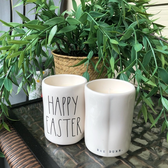 Rae Dunn Happy Easter Gardenia Bloom Candle - Picture 2 of 3
